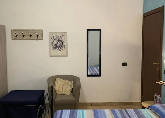 住宿加早餐酒店 Blue Sea 罗切拉伊奥尼卡